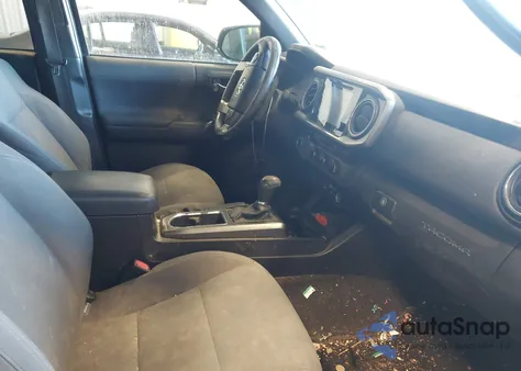 2016 Toyota Tacoma Trd Sport z USA, uszkodzony, nr VIN 3TMBZ5DNXGM002055